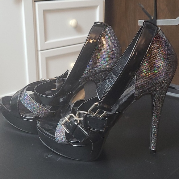 Black and Silver Glitter Open Toe Strap Heels - Picture 1 of 4
